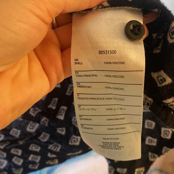 Volcom shirt - Picture 4 of 5